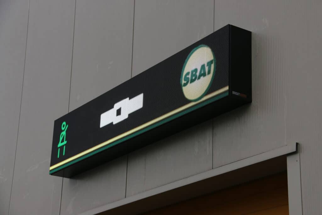 Brightboard LED-schermen bij SBAT