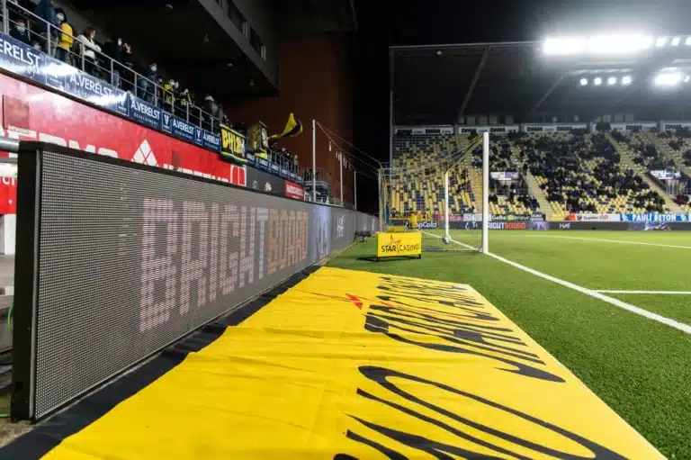 Brightboard LED schermen bij STVV